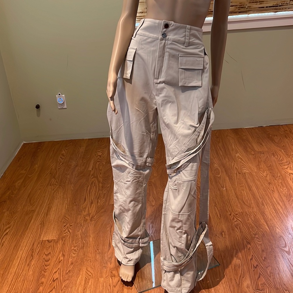 Akira Beige Cargo Pants With Straps From Thighs To Ankles Size XL